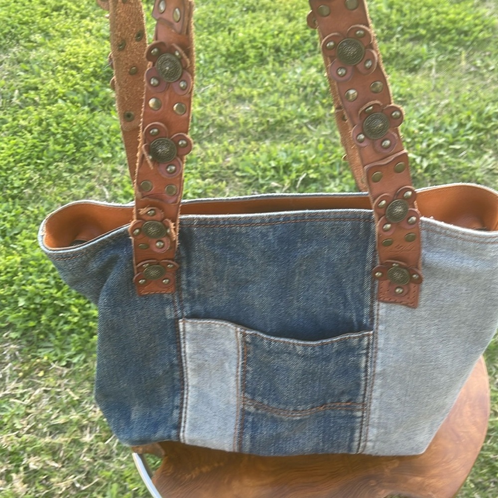 Patricia Nash bag
